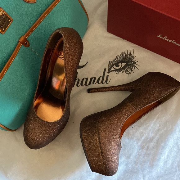 Dollhouse Shoes - - Bronze Glitter Shoes 5/$25